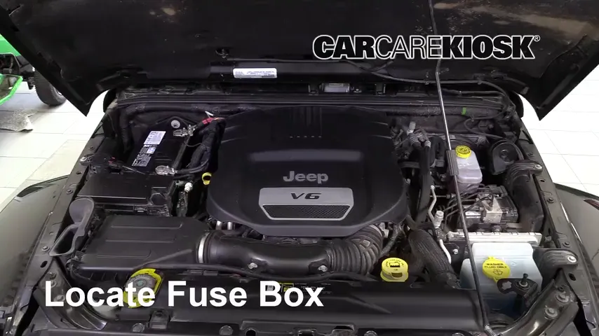 2018 Jeep Wrangler JK Unlimited Sahara 3.6L V6 Fusible (interior)